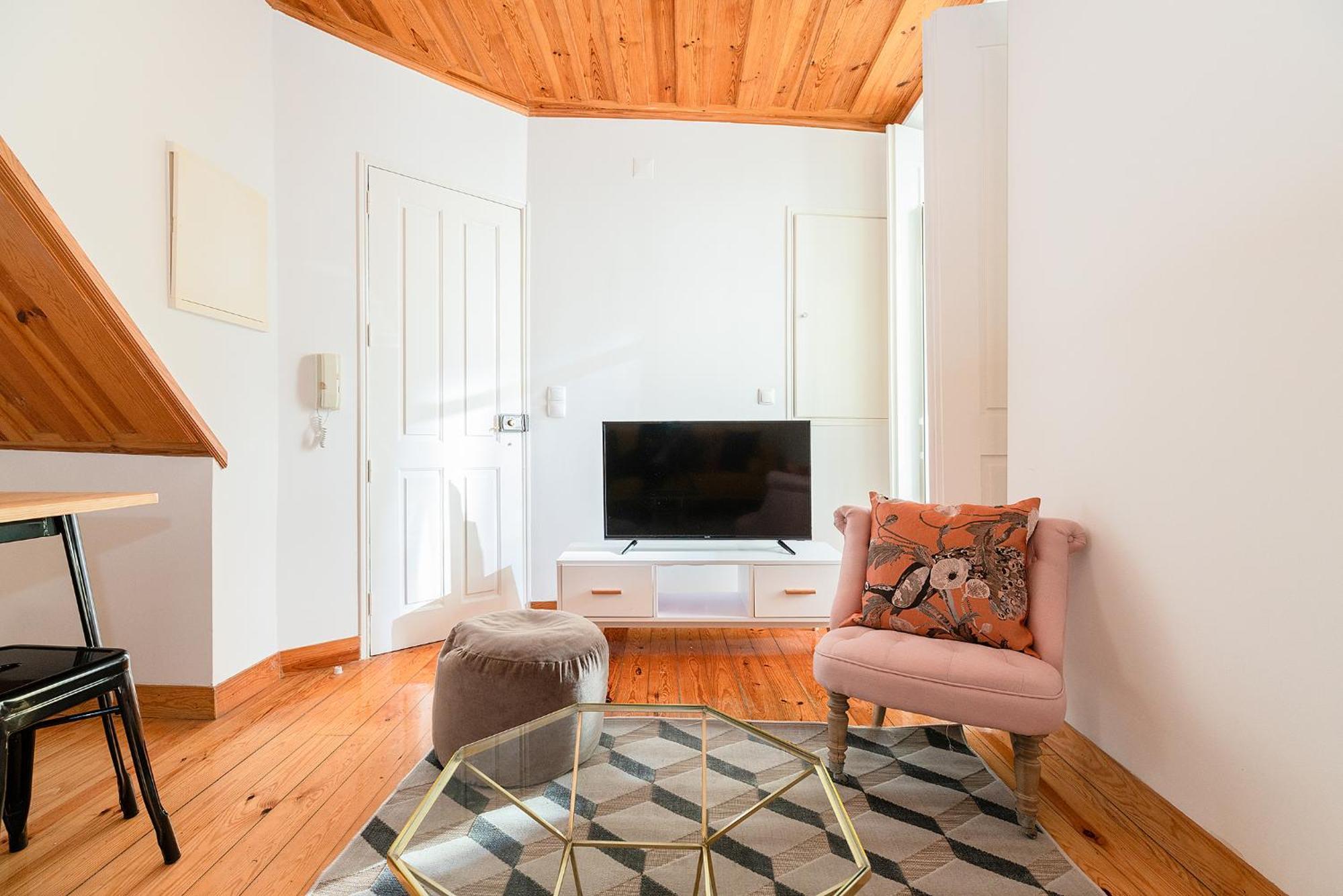 River View 1Bdr Apt In Alfama Close To Tram Lissabon Buitenkant foto