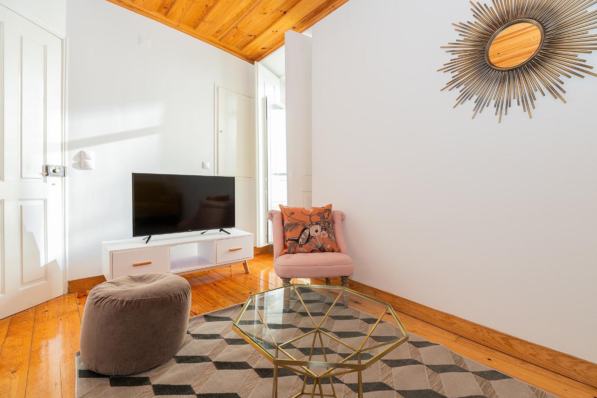 River View 1Bdr Apt In Alfama Close To Tram Lissabon Buitenkant foto